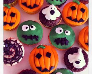 Cupcakes_s_marcip_nem_s_motivy_Halloween