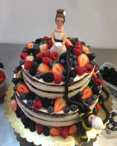 Svatební dort - naked cake - nahý dort - hasič