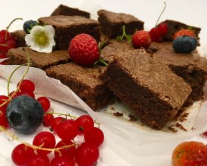 Brownies_okol_dov_s_ovocem